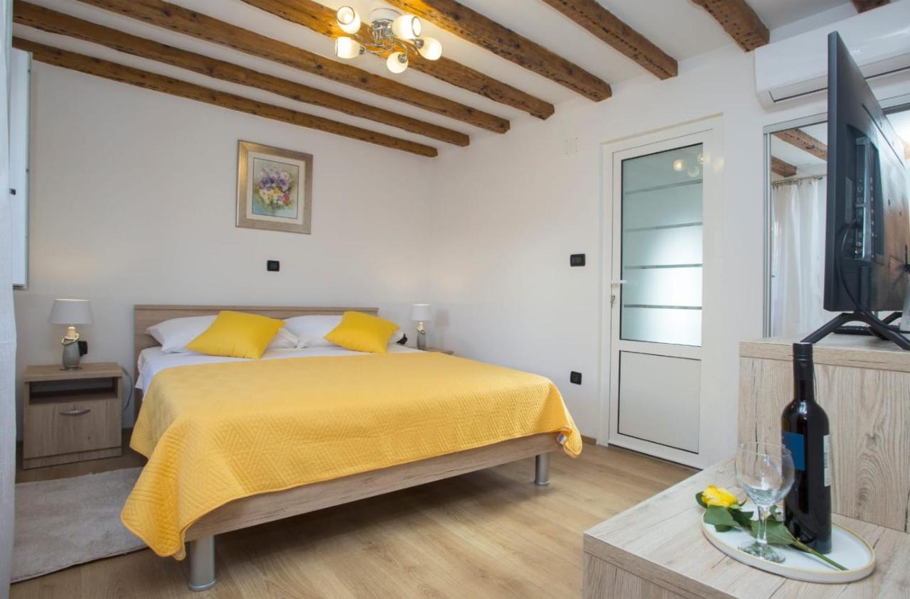 Old Town Room Сплит Экстерьер фото