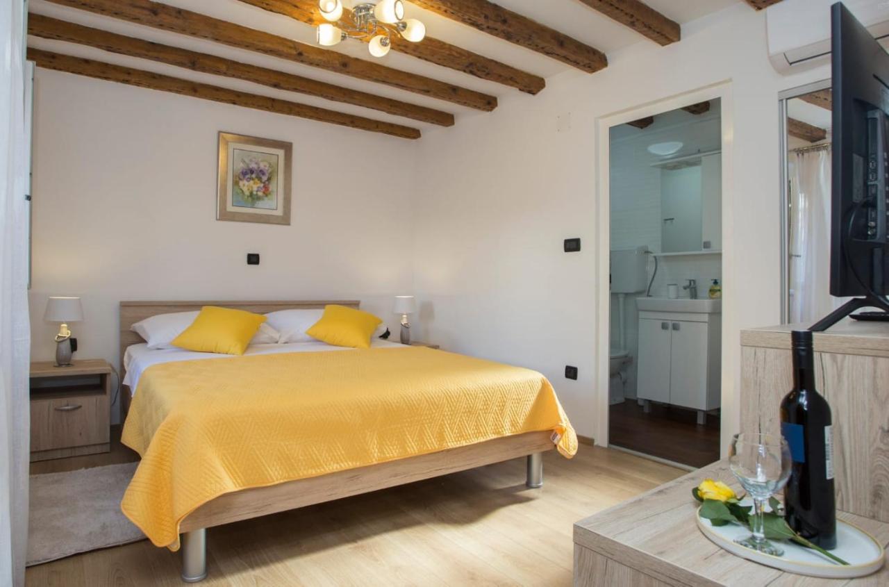 Old Town Room Сплит Экстерьер фото